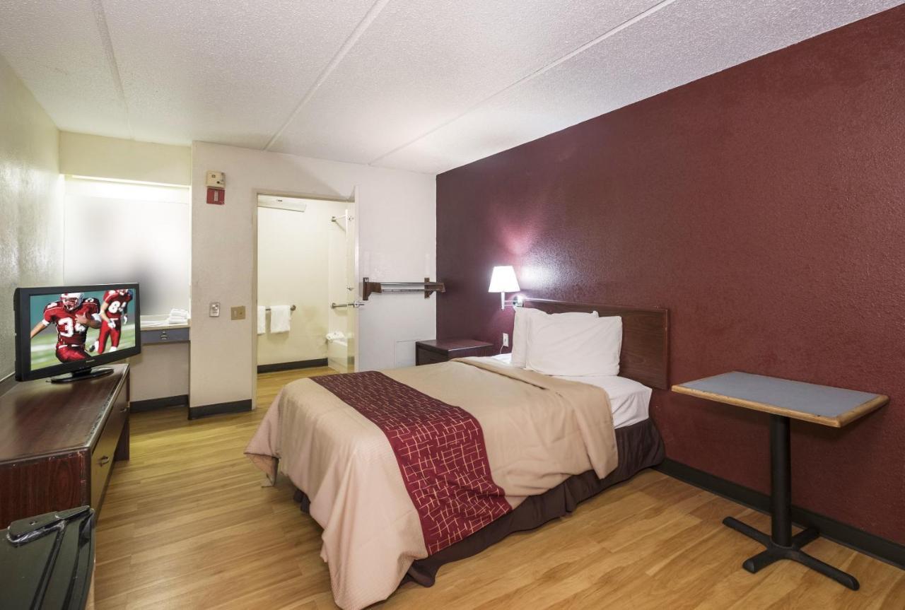 Red Roof Inn Atlanta-Norcross Exterior photo
