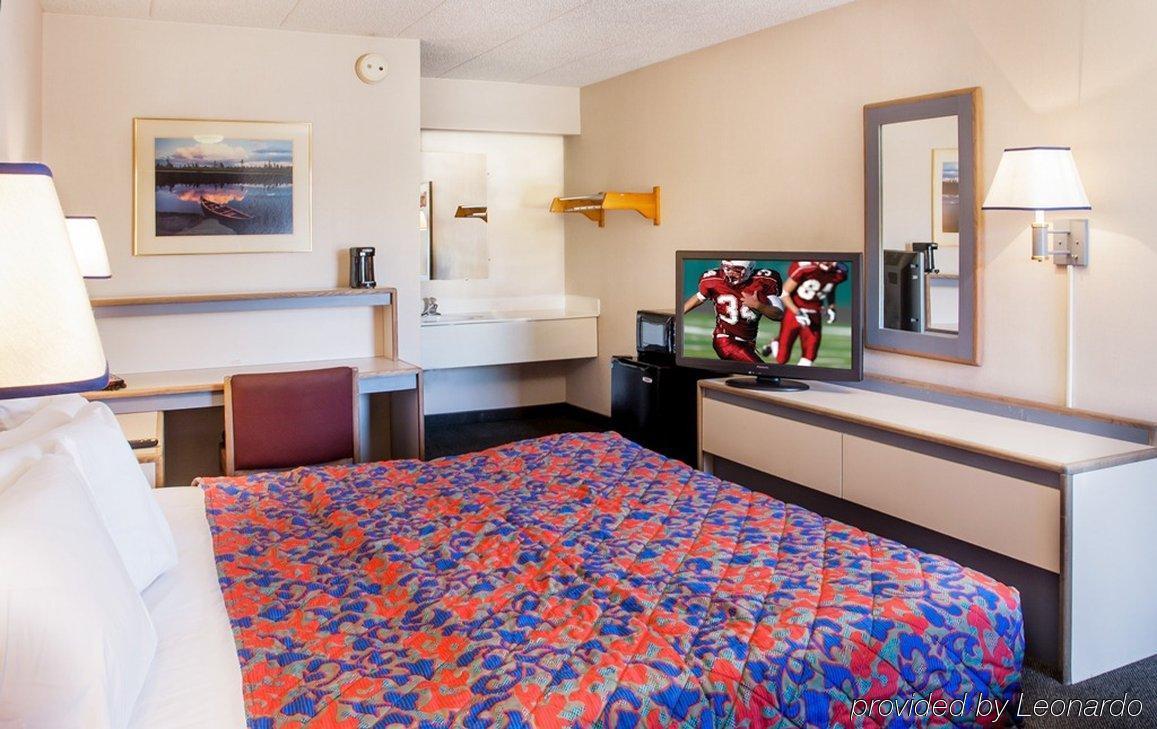 Red Roof Inn Atlanta-Norcross Exterior photo